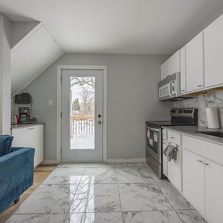 3 Bedroom Appartment-Limestone Kingston Exterior foto