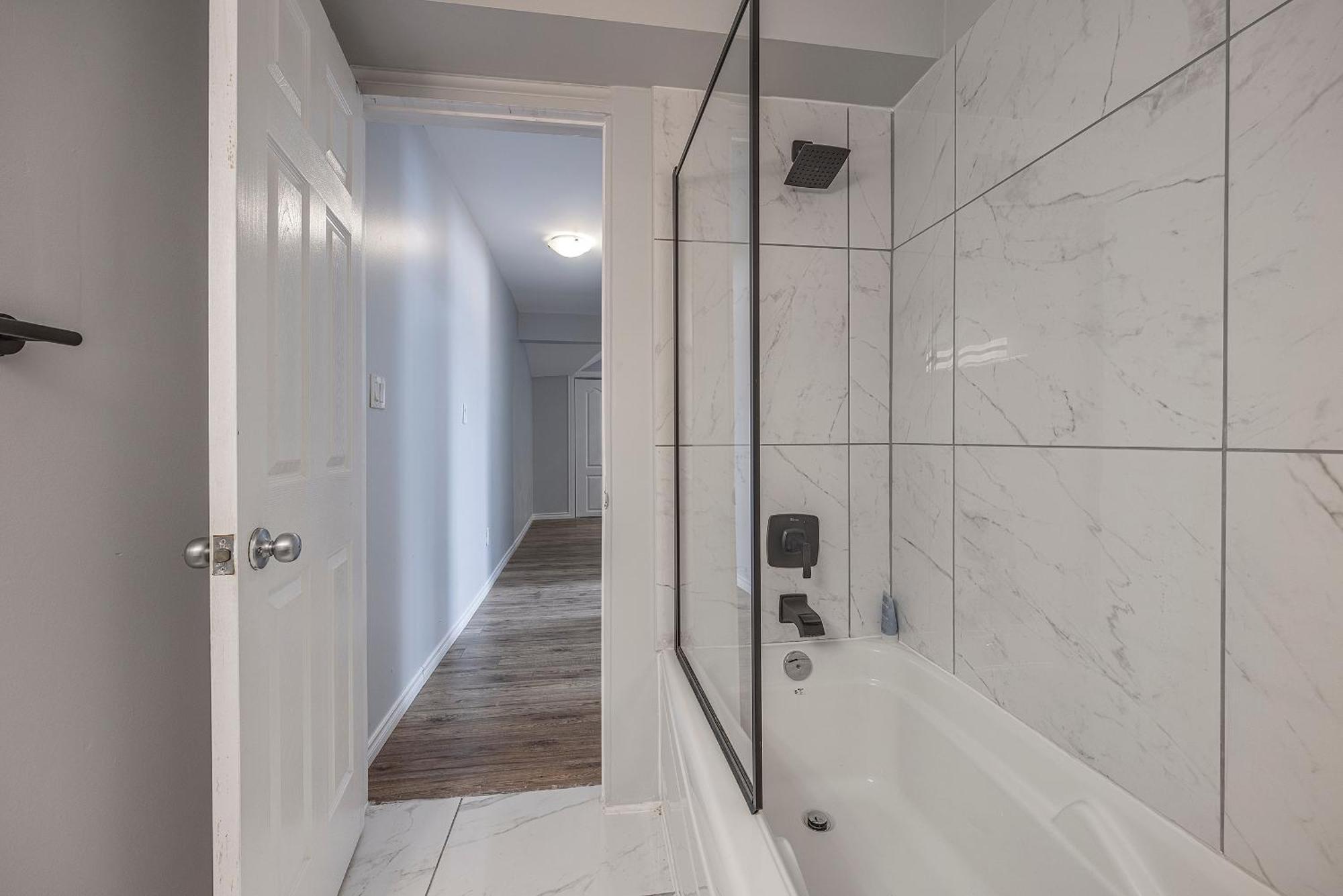 3 Bedroom Appartment-Limestone Kingston Exterior foto